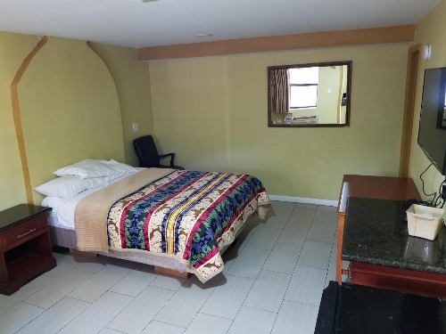 Budget Motel image 1